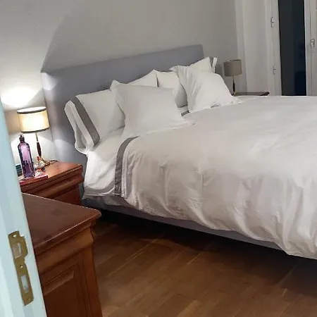 Spacious And Comfortable 2bed 2 Bath Near Airport And Citycenter Apartment Lissabon