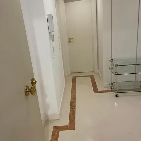 Spacious And Comfortable 2bed 2 Bath Near Airport And Citycenter * Lissabon