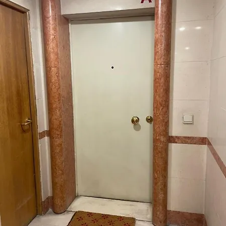 Apartment Spacious And Comfortable 2bed 2 Bath Near Airport And Citycenter *